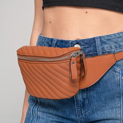 Κάμελ Τσαντάκι Μέσης Με Υφή Καπιτονέ